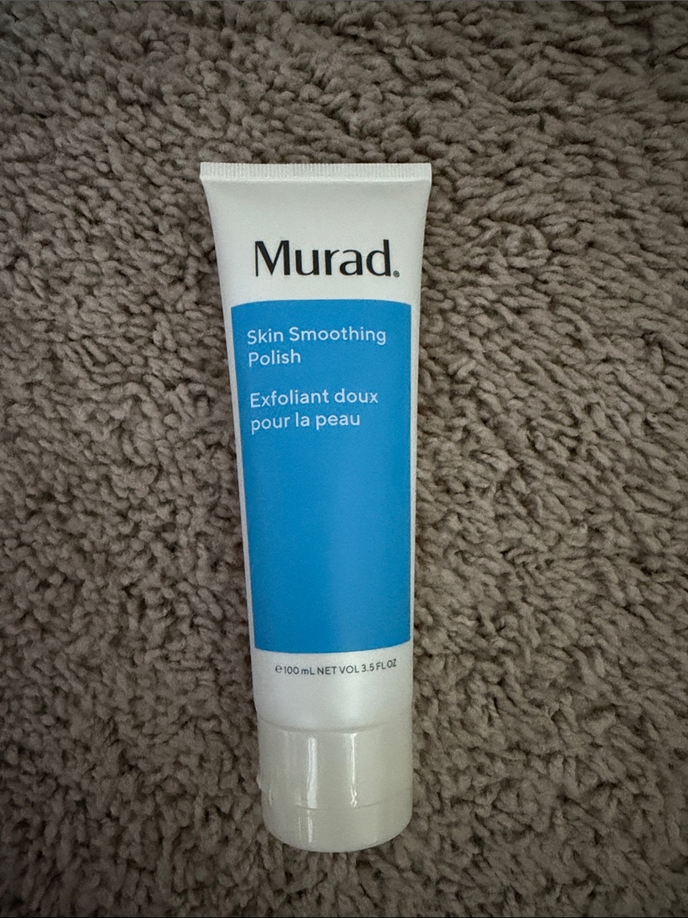 Murad Skin Smoothing Polish - Blue and White